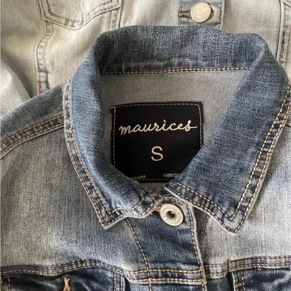 BCBGeneration- Maurice - Caslon set of 3 CROP Jean Jackets Size S - Picture 4 of 6